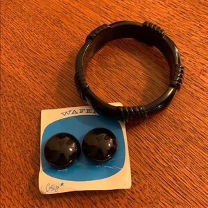 Resin Bracelet & Bakelite Century Brand Clip-On Earrings
